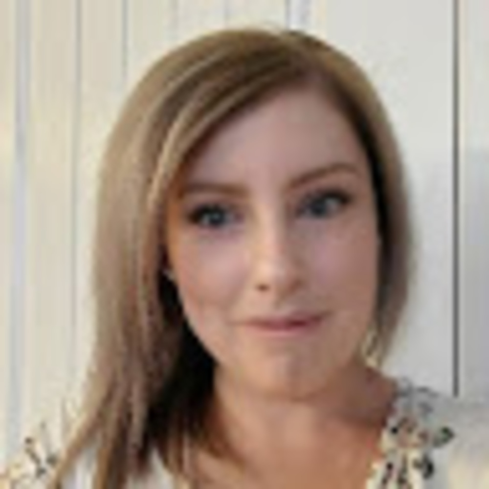 Meet your Posher, Tiffany